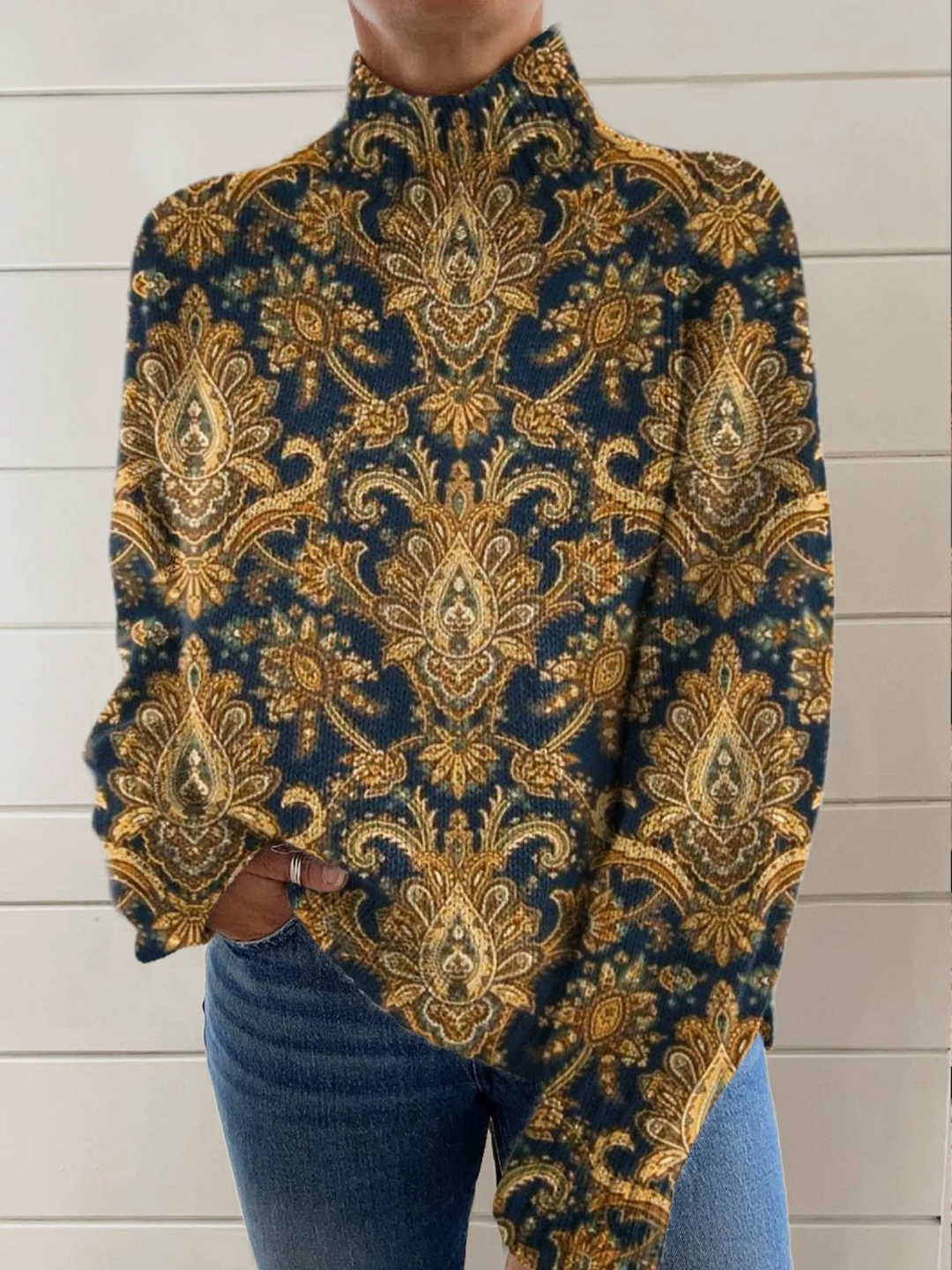 Serena™ - Pull Col Roulé Floral Art
