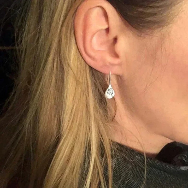 Boucles d'oreilles élégantes au design de feuille de pissenlit