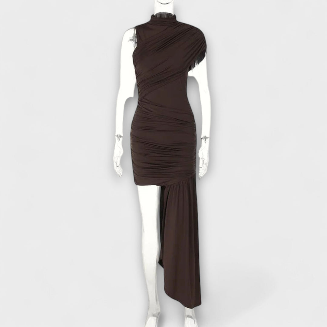 Lila - Robe chic et étroite avec encolure ronde et plis