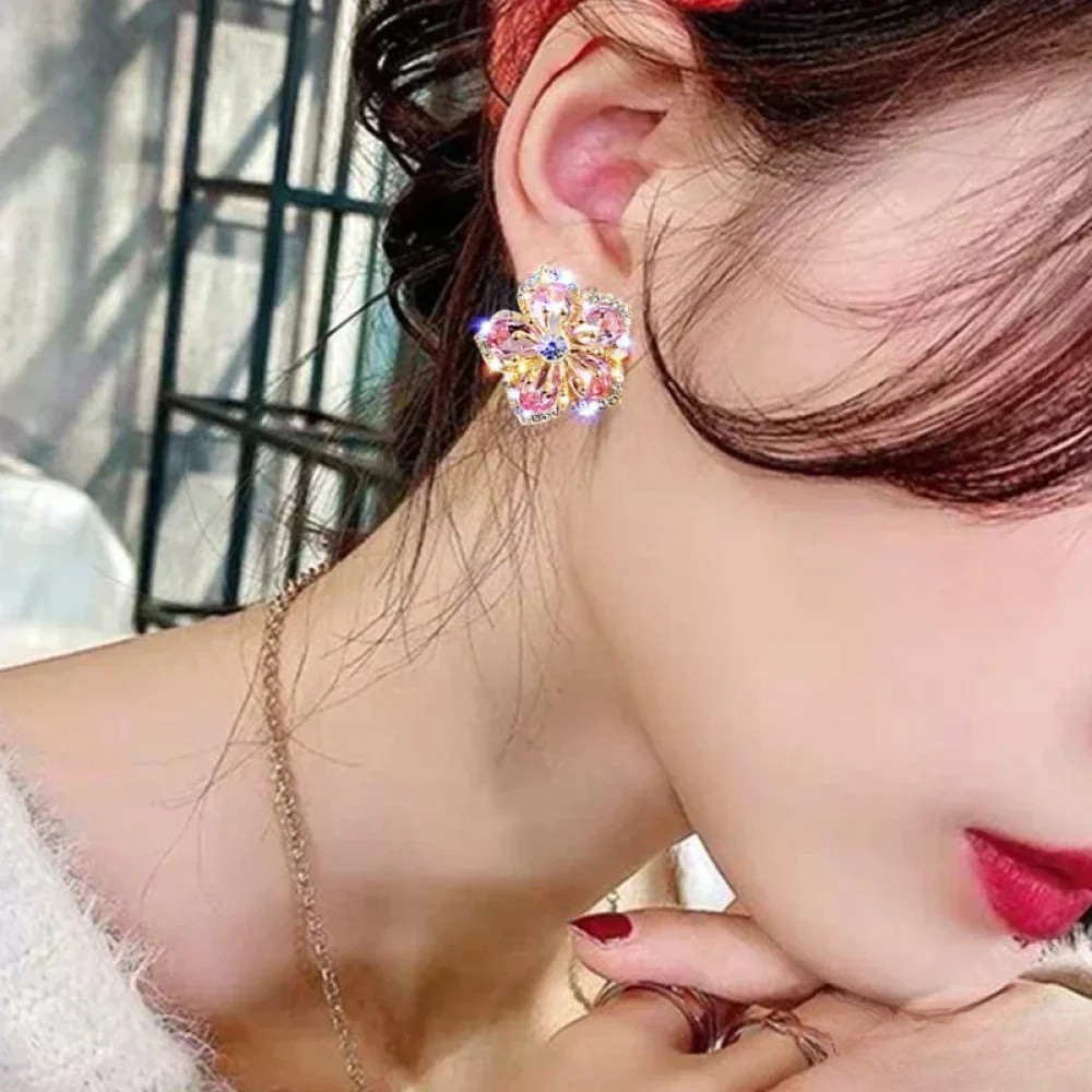 Boucles d'oreilles avec pierres colorées
