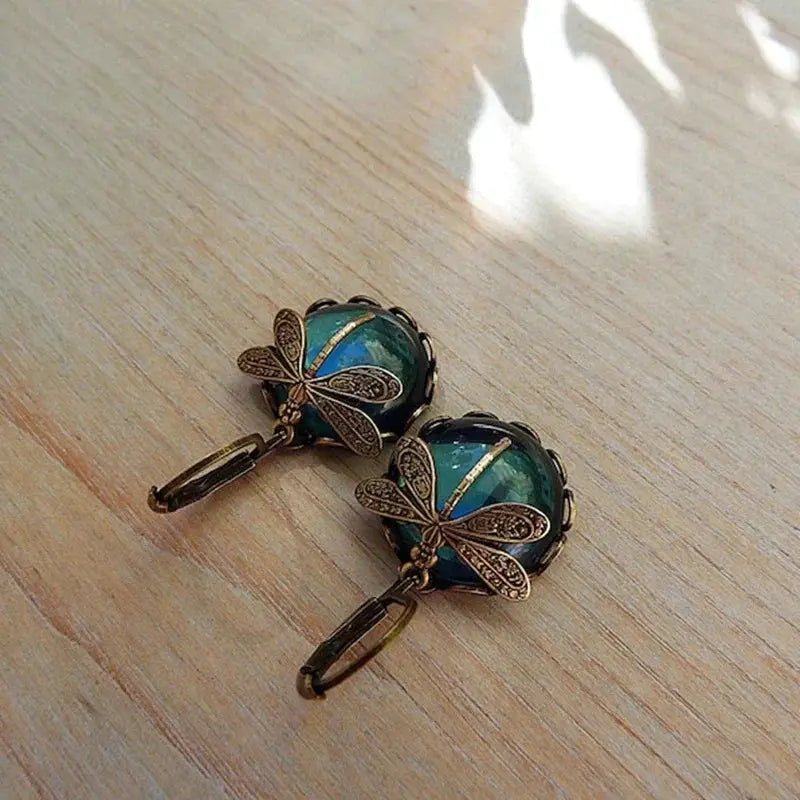 Boucles d'oreilles sphériques en or antique