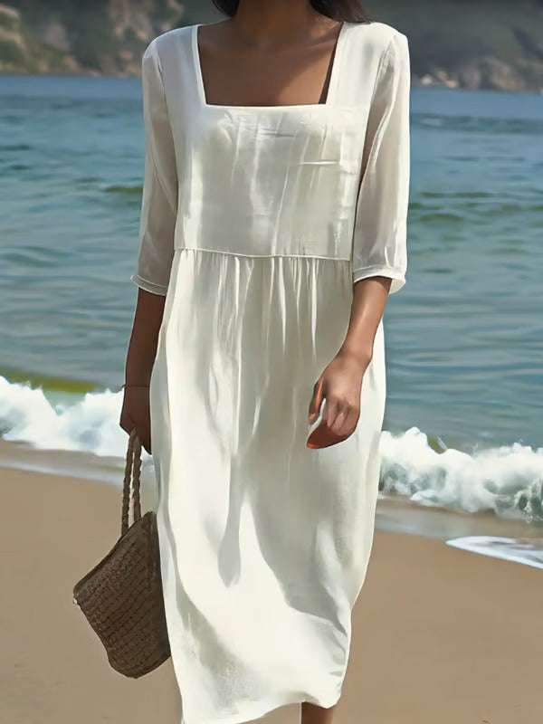 Robe brodée blanche à coupe légère